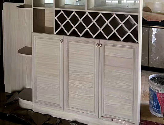 家用全鋁屏風柜裝修效果圖