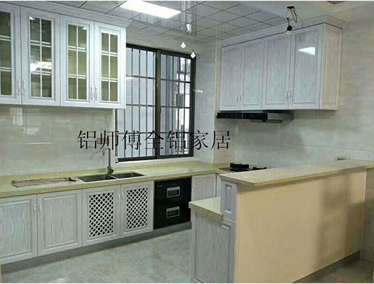 鋁師傅家用廚房全鋁櫥柜裝修效果圖