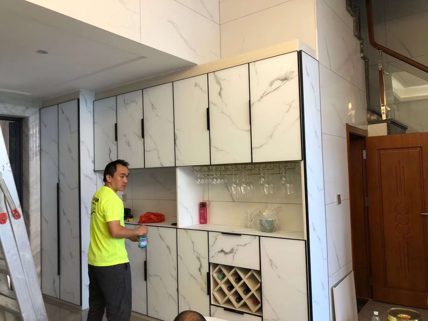 定制全鋁餐邊柜的色彩搭配，建議收藏！