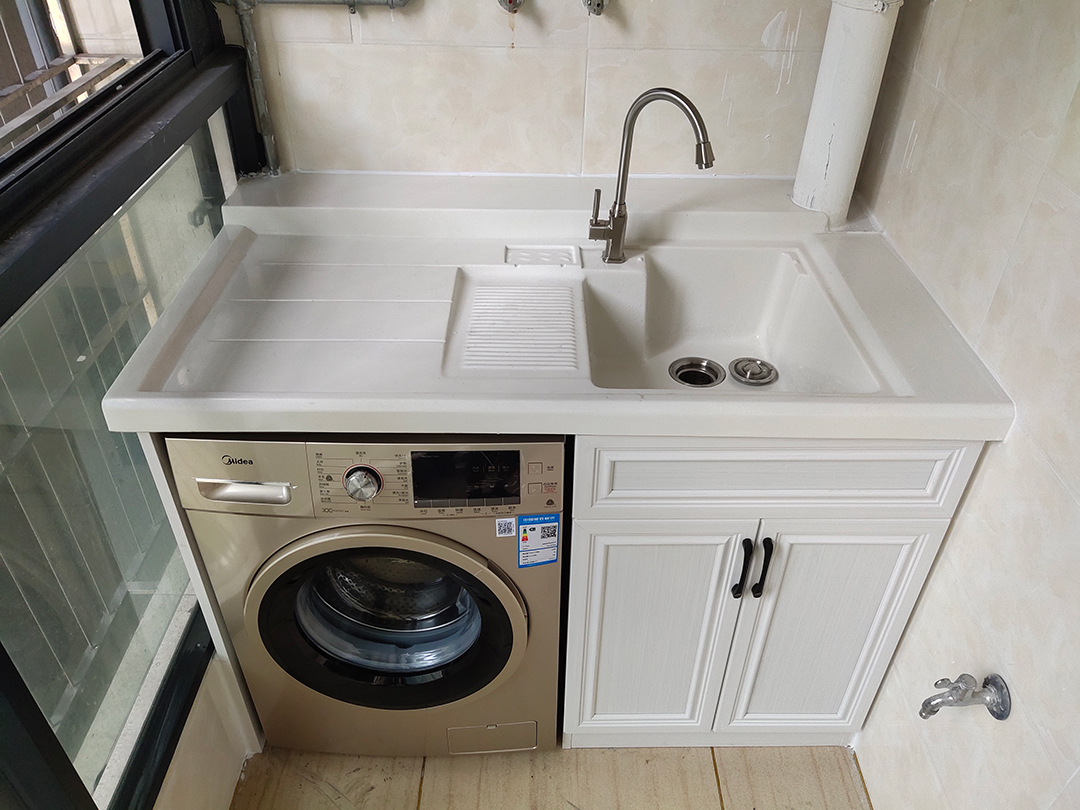 陽臺洗衣柜定制套全鋁的，防水防潮又漂亮！