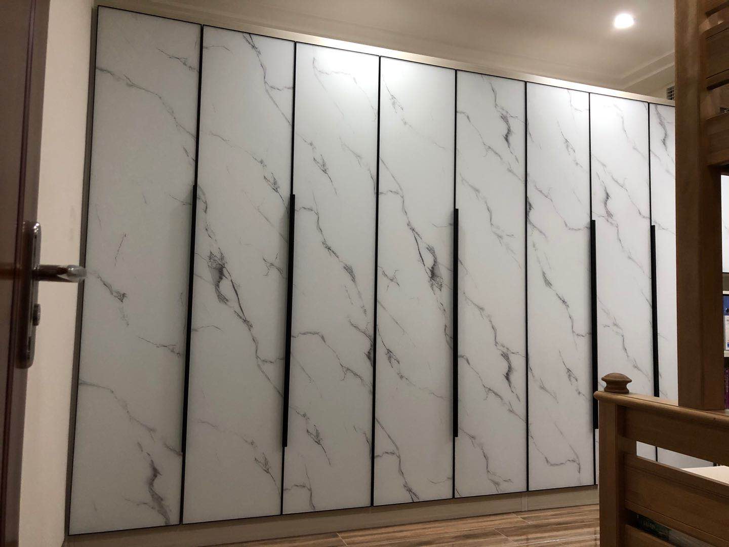 全鋁衣柜怎么挑？別大意，每個(gè)臥室都有講究！