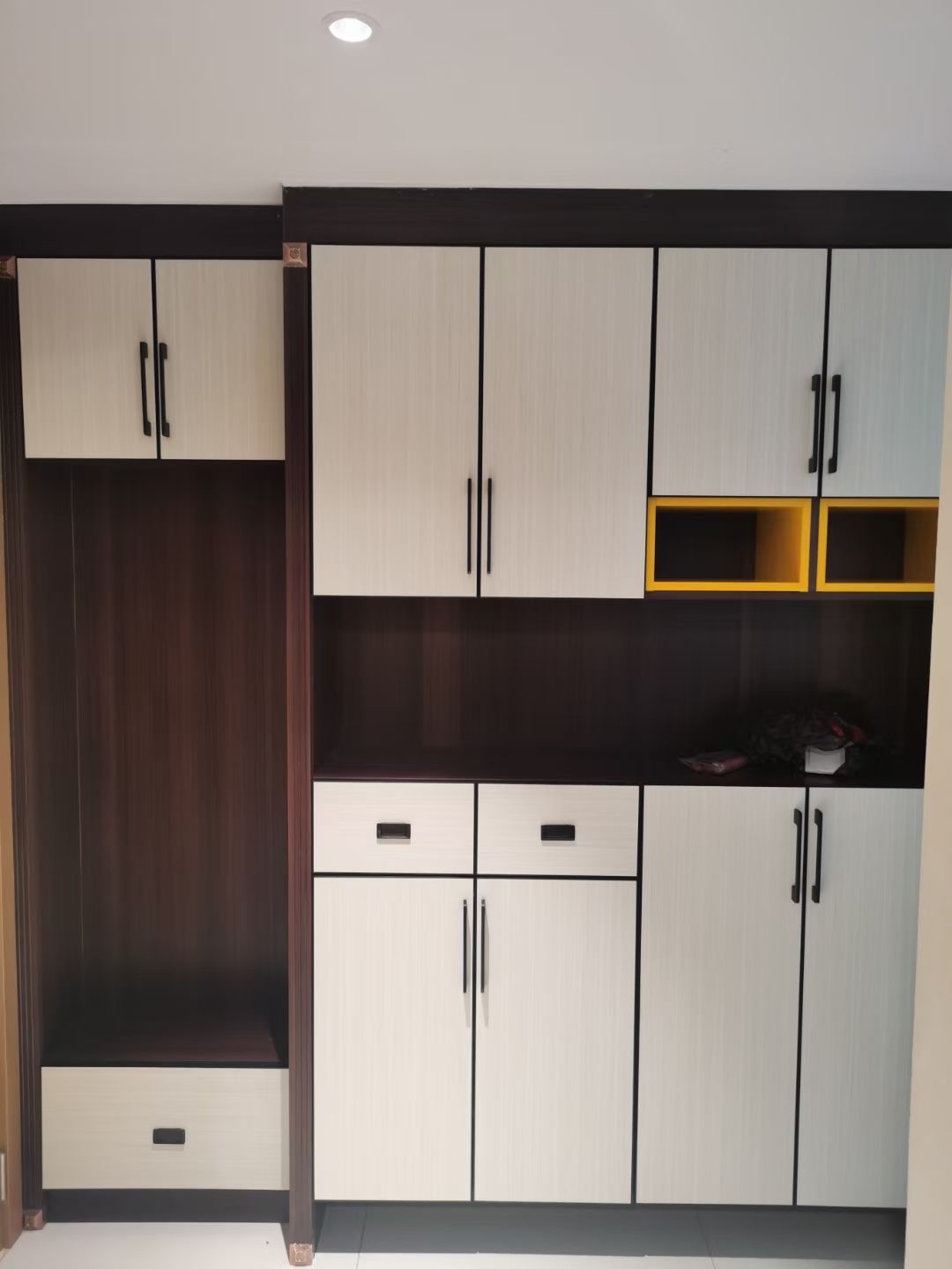 玄關(guān)這么設(shè)計(jì)，全家都夸好！